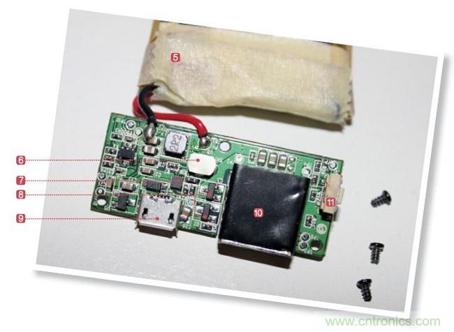 體積小容量大，剖析手機充電器的內(nèi)部好設計