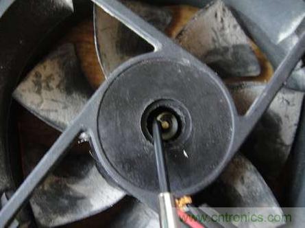 想減少電費嗎？DIY一個迷你風力發電機吧