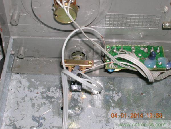 巧奪天工！大神利用山寨功放為高性價比逆變器"穿新衣"