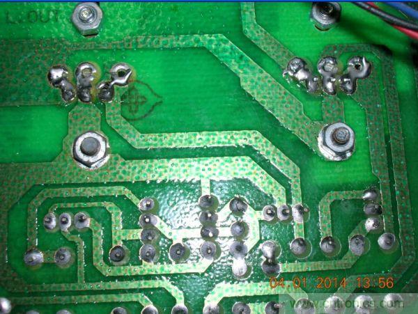 巧奪天工！大神利用山寨功放為高性價比逆變器&ldquo;穿新衣&rdquo;