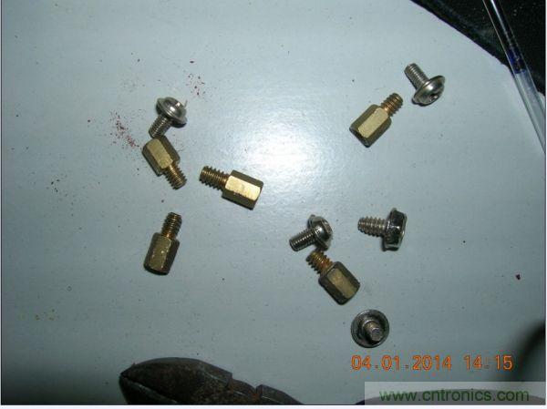 巧奪天工！大神利用山寨功放為高性價比逆變器&ldquo;穿新衣&rdquo;