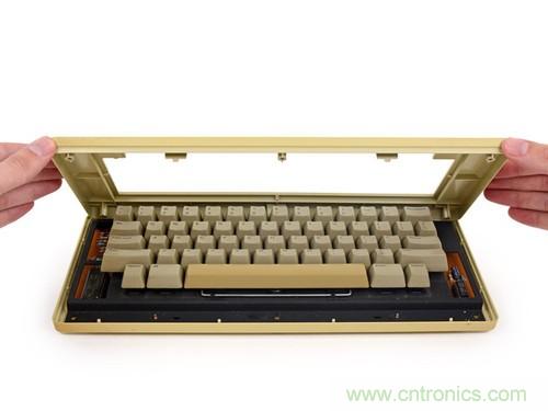 拆！古董級(jí)Macintosh 128K電腦