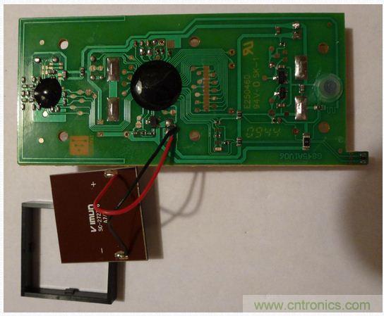 圖6：太陽能電池反面。