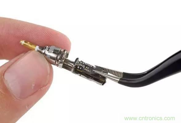 不會(huì)取代手指的Apple Pencil ，究竟有什么特別？