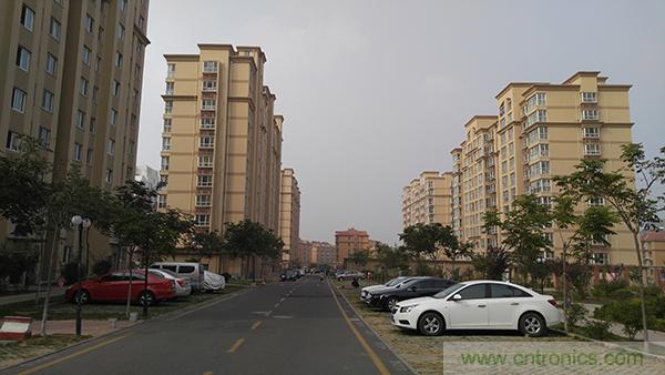 業界良心 LG V10 評測:剛毅、冷峻，不失人性化