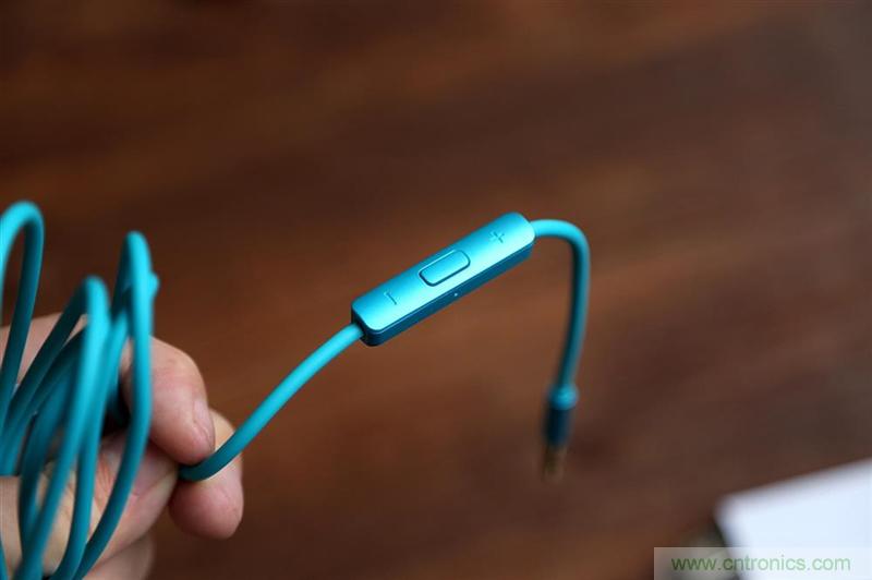 頭條哥的夢想之作！FIIL耳機能讓汪峰上頭條否？