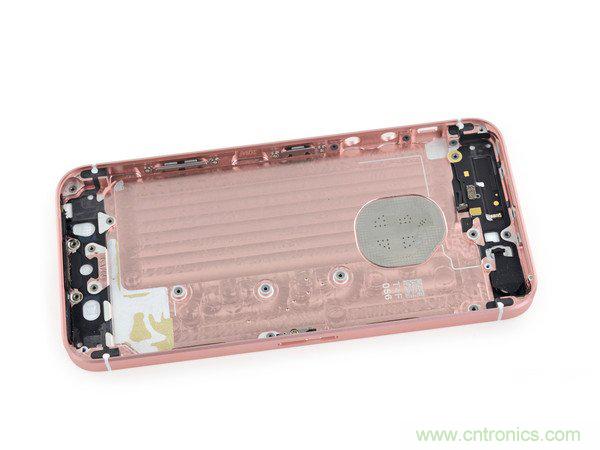 有什么地方?jīng)]有變？iPhone SE真機(jī)拆解