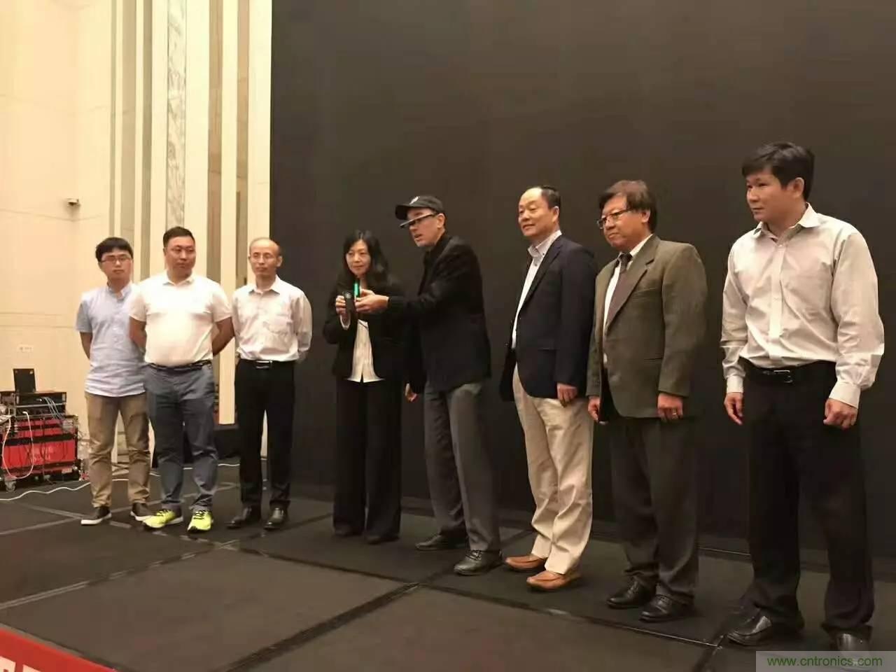 深圳要聞|全球可穿戴之父Steve Mann來深圳了！2017深圳智能穿戴,VR/AR前沿技術論壇暨開發者交流酒會