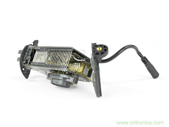 從電池到傳感器，完整拆解小米智能自行車