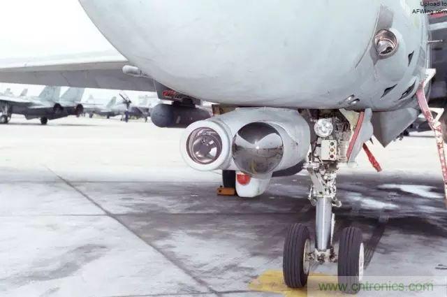 紅外傳感器工作原理、種類、特點以及應用詳解