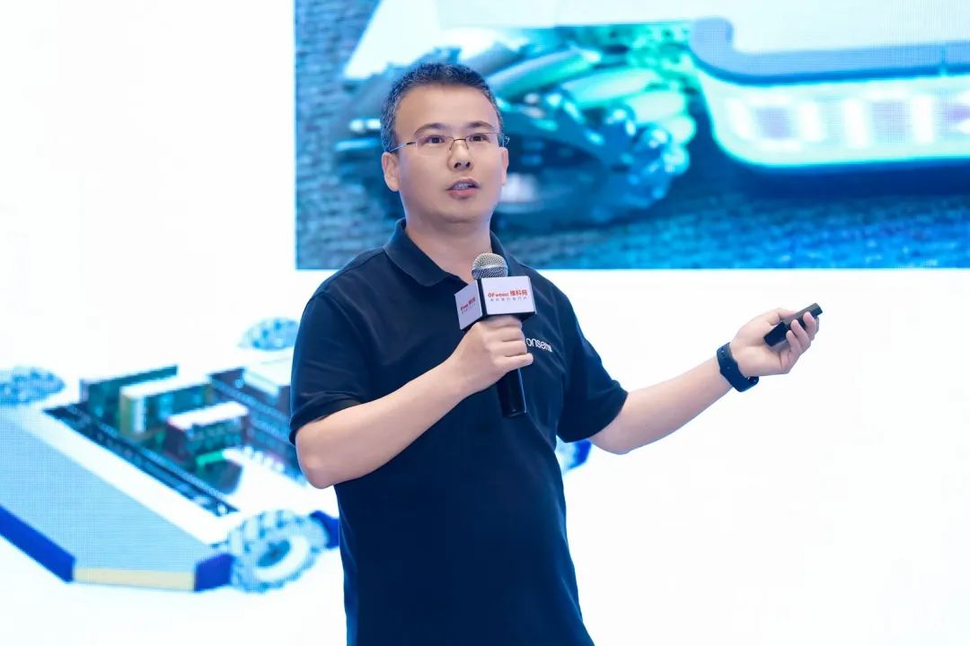 大咖齊聚，智啟新篇 | OFweek 2025（第十四屆）中國機(jī)器人產(chǎn)業(yè)大會圓滿收官！