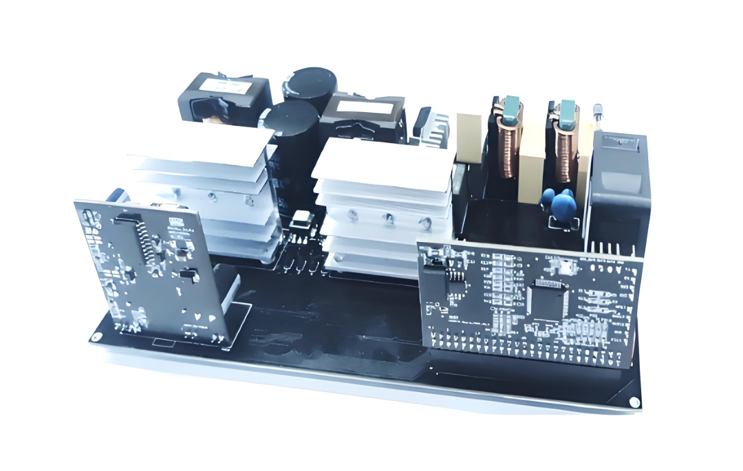 1600W雙路交錯(cuò)新紀(jì)元：無(wú)橋圖騰柱TCM_PFC數(shù)字電源方案解析